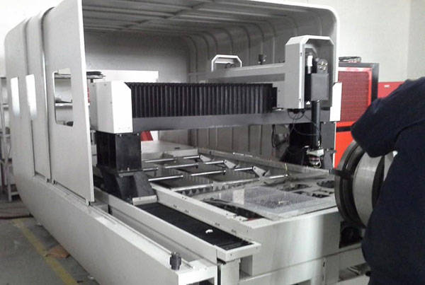 2023激光切割機在皮革切割行業中受到歡迎